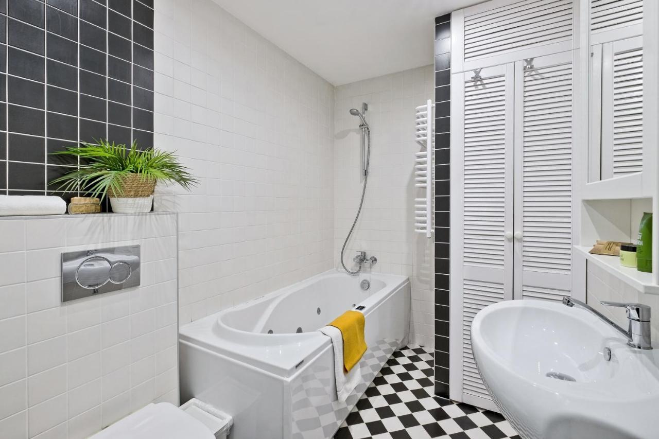 Granitica Nellin - Centrum Apartment *